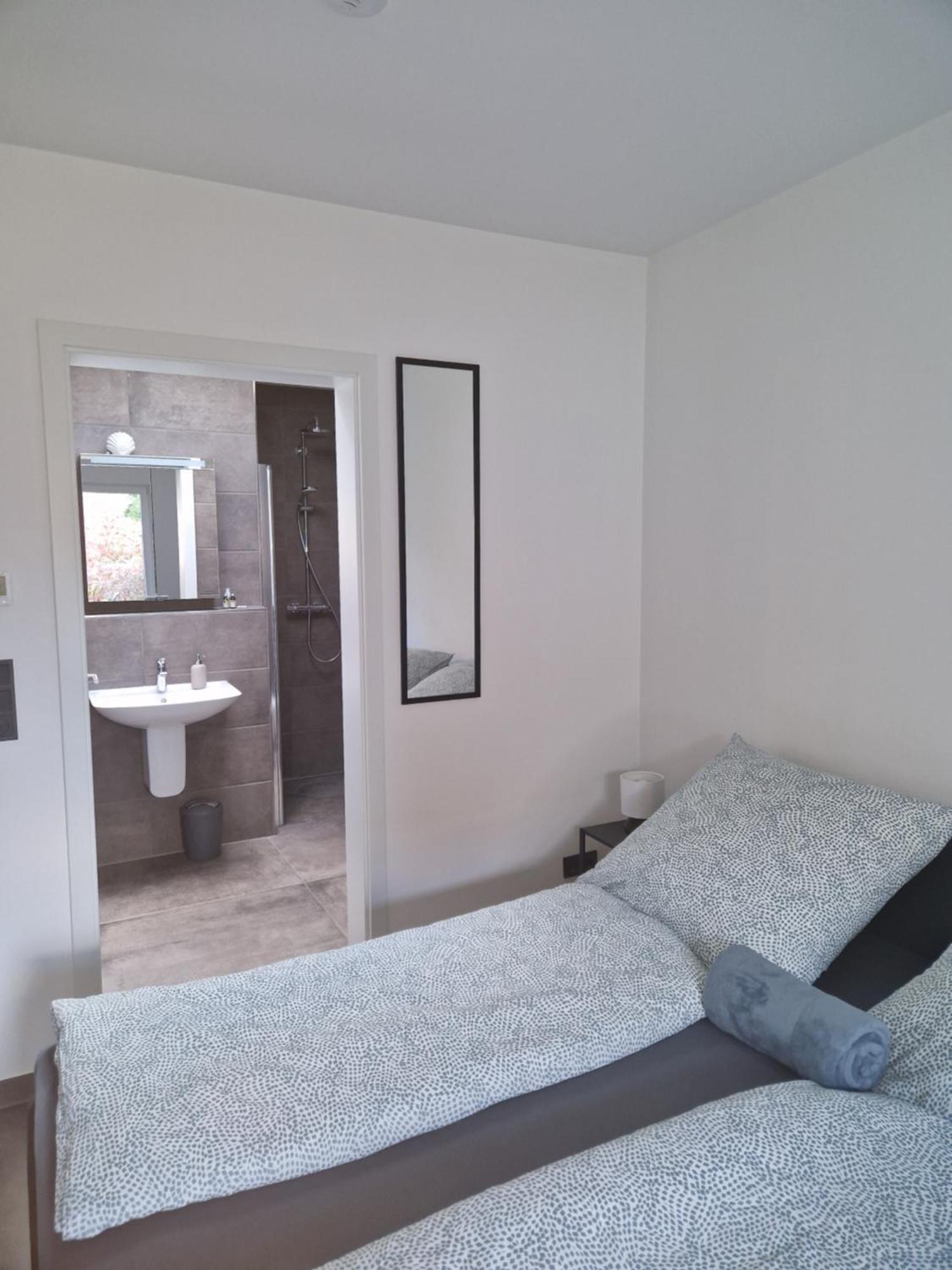 Central Comfort Modernes Studio Ашафенбург Екстериор снимка
